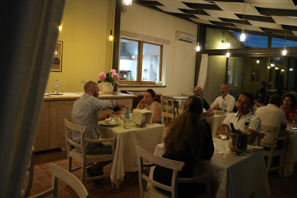 Le Buche Wine Resort&Spa Macciano Екстериор снимка